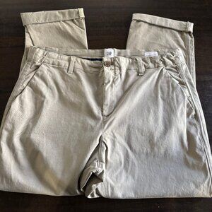 NWT women's GAP Girlfriend Chino Field Stone size 14